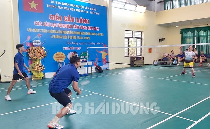 Giải cầu lông các câu lạc bộ huyện Cẩm Giàng 